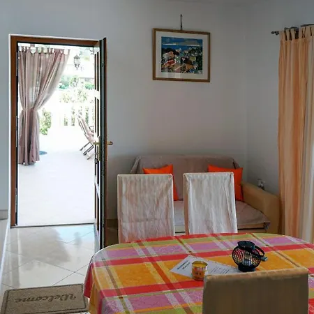 Apartment Cvita Lumbarda
