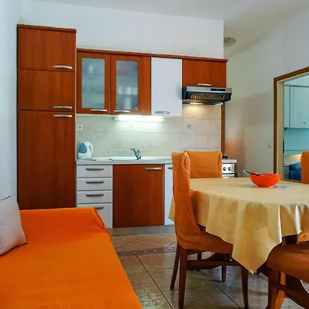 Cvita Apartment *