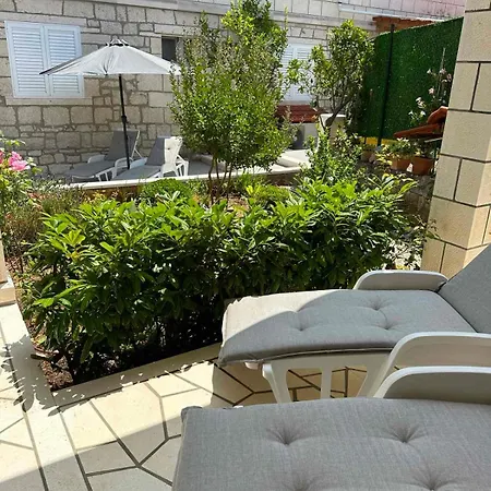 Cvita Apartment *