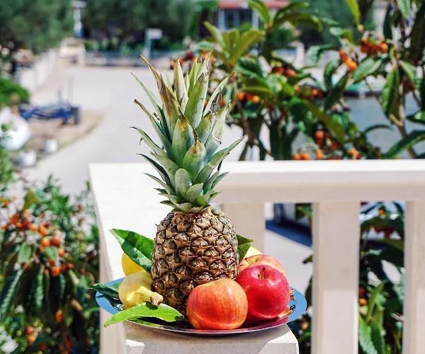 Cvita Appartement Lumbarda